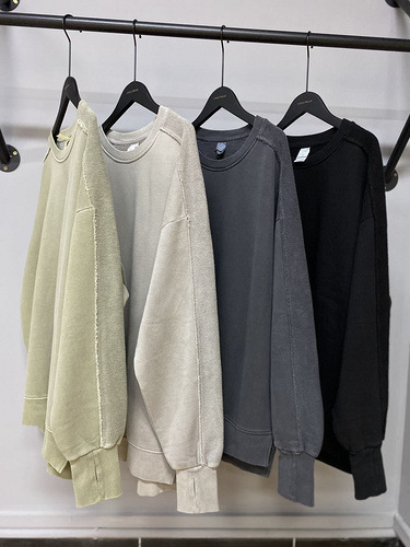 A06 Loose crew neck sweatshirt